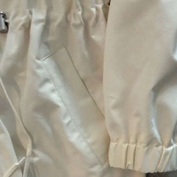 BR STANDARD Cream Hooded Jacket Raincoat sz l - Picture 4 of 8